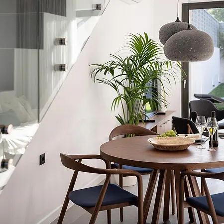 Jnv Luxury - Urban Oasis By Etouri חאניה