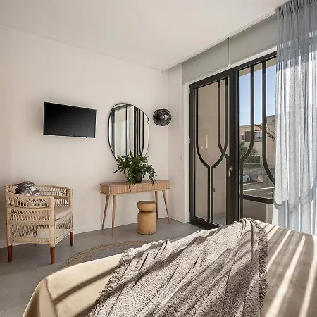 Jnv Luxury - Urban Oasis By Etouri