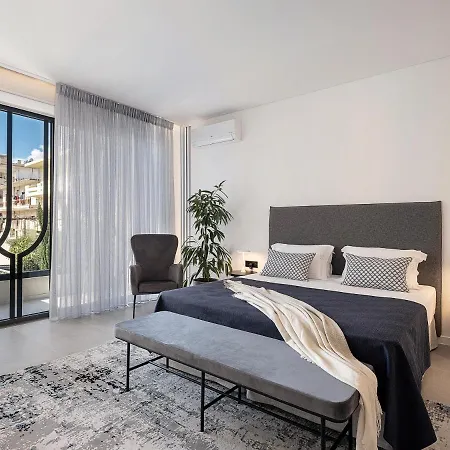 Jnv Luxury - Urban Oasis By Etouri Willa *