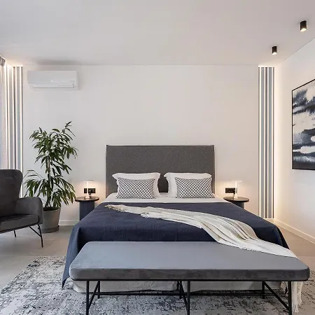 Jnv Luxury - Urban Oasis By Etouri *