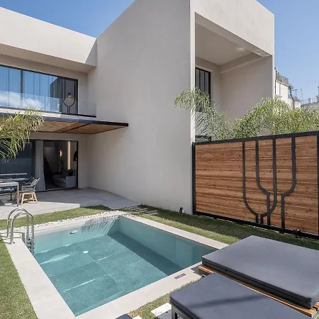 Jnv Luxury - Urban Oasis By Etouri Villa