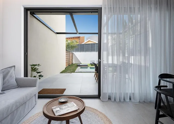 Jnv Luxury וילה חאניה