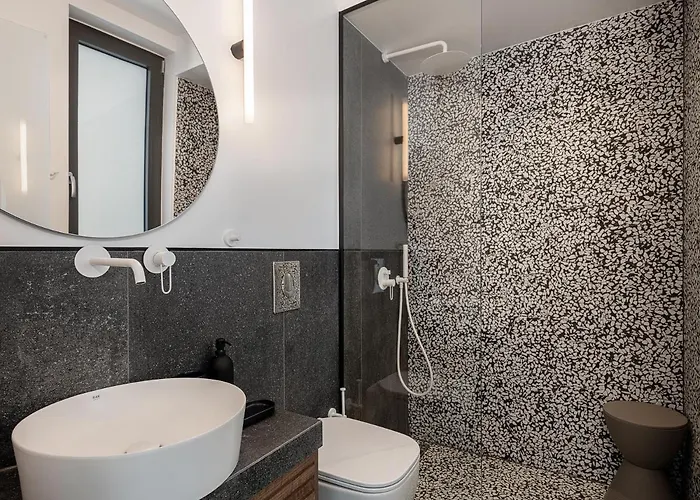 Jnv Luxury חאניה